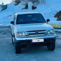 تویوتا هایلوکس مدل ۲۰۰۳ بدونه رنگ