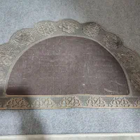پادری و گل مصنوعی