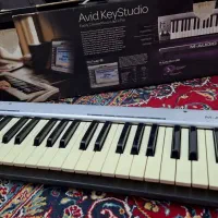 میدی کیبورد ام آدیو M AUDIO49|پیانو، کیبورد، آکاردئون|جهرم, |دیوار