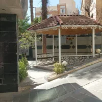 ۴۰۰ متر دربست ۲۰۰ متر حیاط ۲۰۰ متر بنا دیباجی