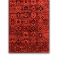 فرشینه قرمز لاکی