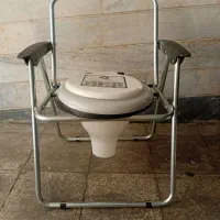 صندلی تاشو توالت و حمام