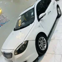 برلیانس ۳۲۰ مدل ۹۵ اتوماتیک