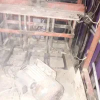 بلوک زن ته پر|ماشین‌آلات صنعتی|ساوه, |دیوار