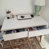 میز تحریر. ارایش