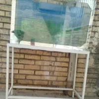 آکواریوم کاملا تمیز و سالم