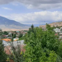 فروش یک باب منزل سنتی بالا وپایین.ویودار.تراس زیبا