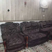 مبل راحتی قهوه ای تیره نرم ۷ نفره میز دار