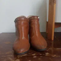 کفش|کیف، کفش، کمربند|جوانرود, |دیوار