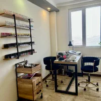 آماده همکاری در سالن زیبایی مجلل