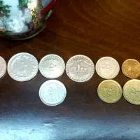 کلکسیونی از سکه های قدیمی|کلکسیون سکه، تمبر، اسکناس|اصفهان, باغ زرشک|دیوار