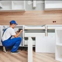 تعمیر کابینت و کمد بازسازی تعویض انواع یراق آلات