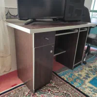 میز کامپیوتر