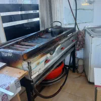 یخچال وکباب پز رستوران