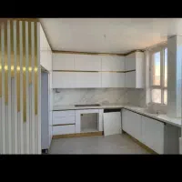 کابینت سفید طلایی