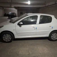 ۲۰۷صفر کیلو متر ۱۴۰۴