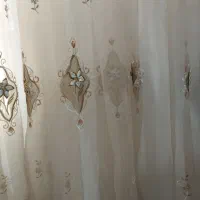 پرده پذیرایی گلدوزی برجسته|پرده، رانر، رومیزی|مشهد, طلاب|دیوار