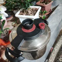 زودپز نه لیتری|ظروف پخت‌وپز|شیراز, پودنک|دیوار