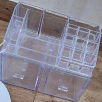 ۳ تا استند آرایشی