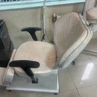 کلیه وسایل سالن به فروش میرسن