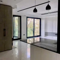 ۱۸۰ متر/۳خواب/۳ جهت نور/نیاوران