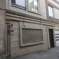 خانم جهت امور منزل