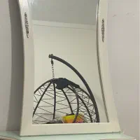 میز و ایینه