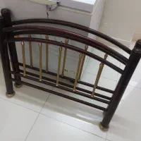 تخت یک نفره و میز آرایش|تخت و سرویس خواب|بندر کنگان, |دیوار