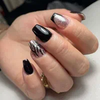 خدمات زیبایی کاشت ناخن|خدمات آرایشگری و زیبایی|رشت, نیروی دریایی|دیوار