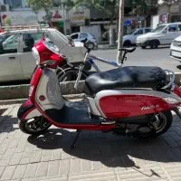 شوکا SYMفیدل ۳ 200 وسپا|موتورسیکلت|مشهد, سناباد|دیوار