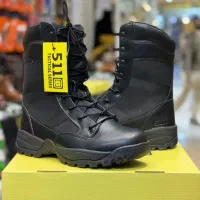 لباس نظامی