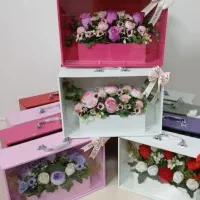 گل رز پیونی جعبه های شیشه ای