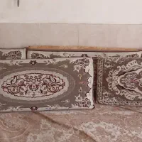 ۶عدد پشتی گل برجسته به فروش میرسد