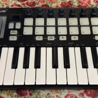 میدی کنترلر WORLDE Orca mini 25