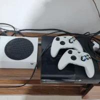 x box seri s 500 گیگ در حد صفر با دو دسته