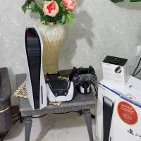 ps5 fat disk بهمراه پایه شارژ و ۳ دسته اورجینال