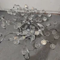 دو عدد لوستر شیک همراه با یک عدد دیواری