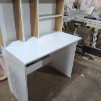 میزتحریرکتابخانه دار