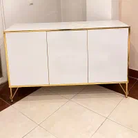کنسول و کمد