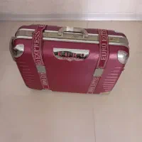 چمدان مسافرتی