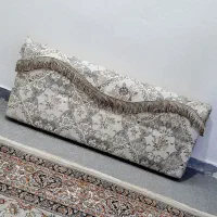 پشتی کاملا تمیز