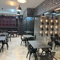 حسابدار ،صندوقدار کافه
