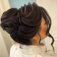 میکاپ و شینیون محفلی|خدمات آرایشگری و زیبایی|اصفهان, عمان سامانی|دیوار