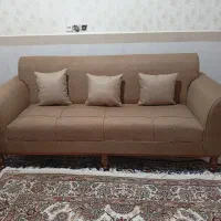 مبل راحتی همراه با عسلی