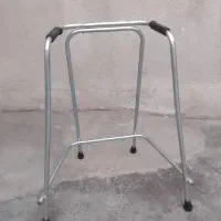 واکر در حد نو بدون استفاده