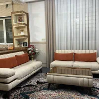 مبل ال بسیار تمیز ۷ نفره + میز جلو مبلی