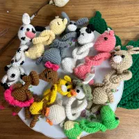 زیرلیوانی و عروسک گردن دراز