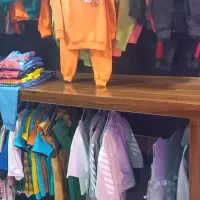 مقداری وسایل مغازه فروشی قیمت مناسب