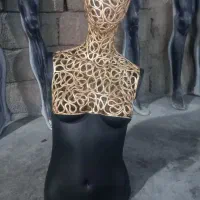 فروش مغازه رو با خرید مانکن بالا ببر