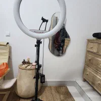 رینگ لایت به همراه سه پایه|دوربین عکاسی و فیلم‌برداری|بهبهان, |دیوار